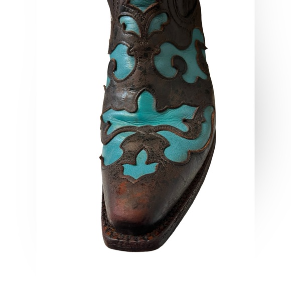 Corral Vintage Cowboy Boots for women Teal 
Size 8.5
Genuine Leather - Picture 7 of 12